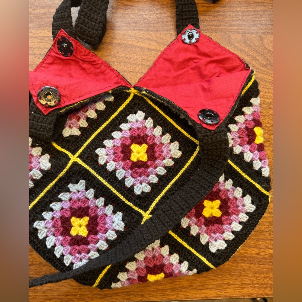 Handbag - Picture 2 of 2